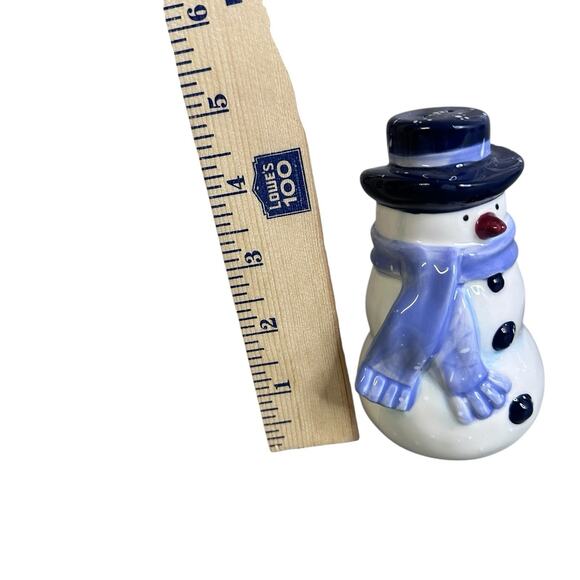 Home Target Snowman Salt & Pepper Shakers Ceramic Kitchen Table Holiday Winter - Picture 6 of 8